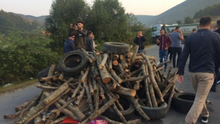 Blokada puta na Kosovu