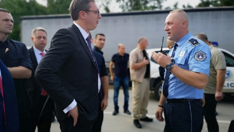 Aleksandar Vučić policija