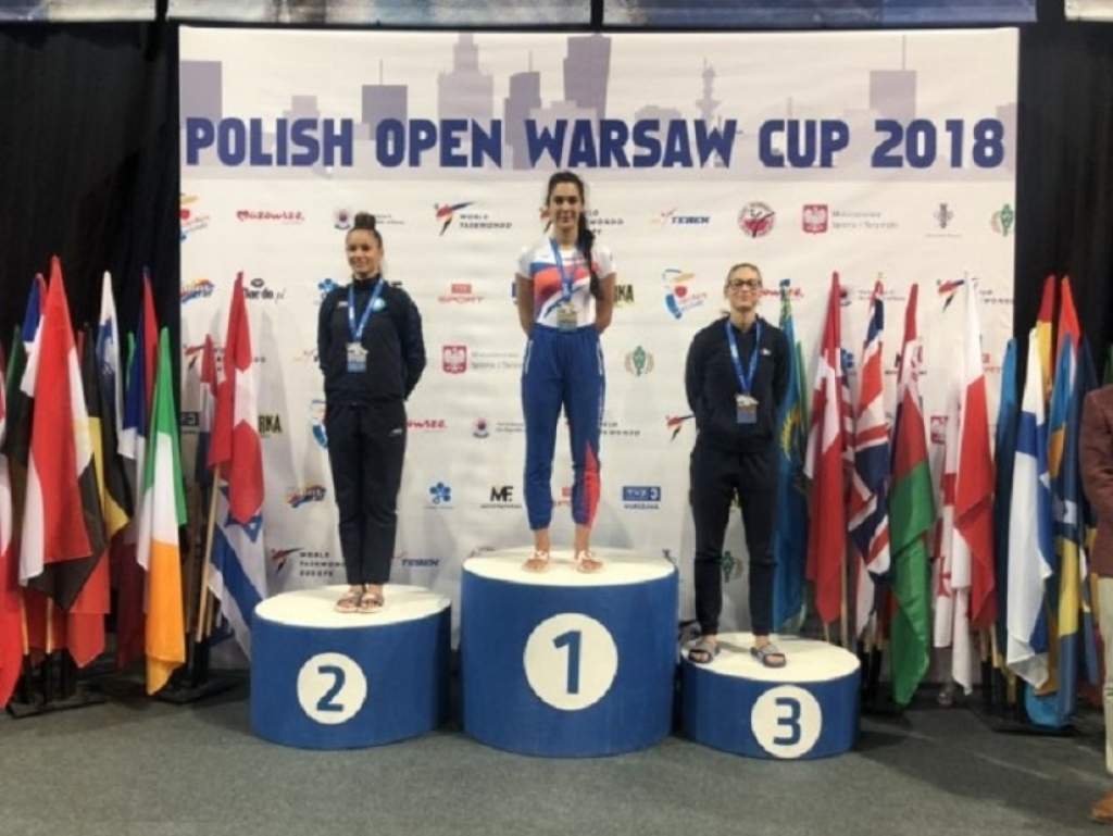 Milica Mandić sa zlatnom medaljom na turnirru u Var&scaron;avi