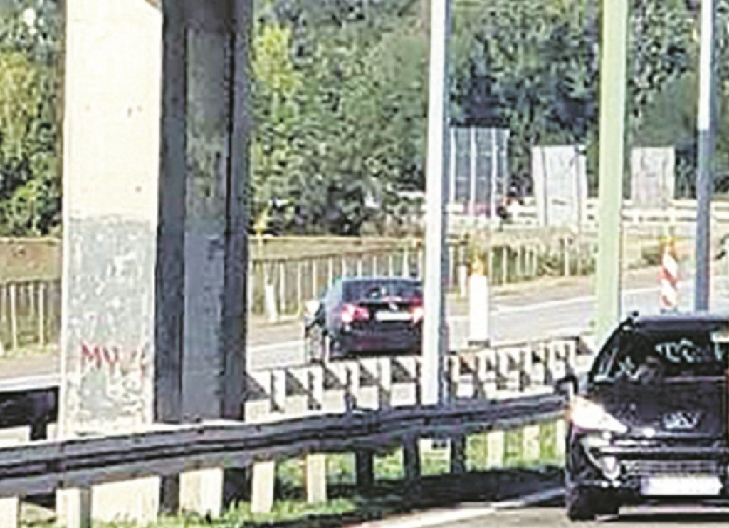 Vozači očajni, voze u rikverc na autoputu