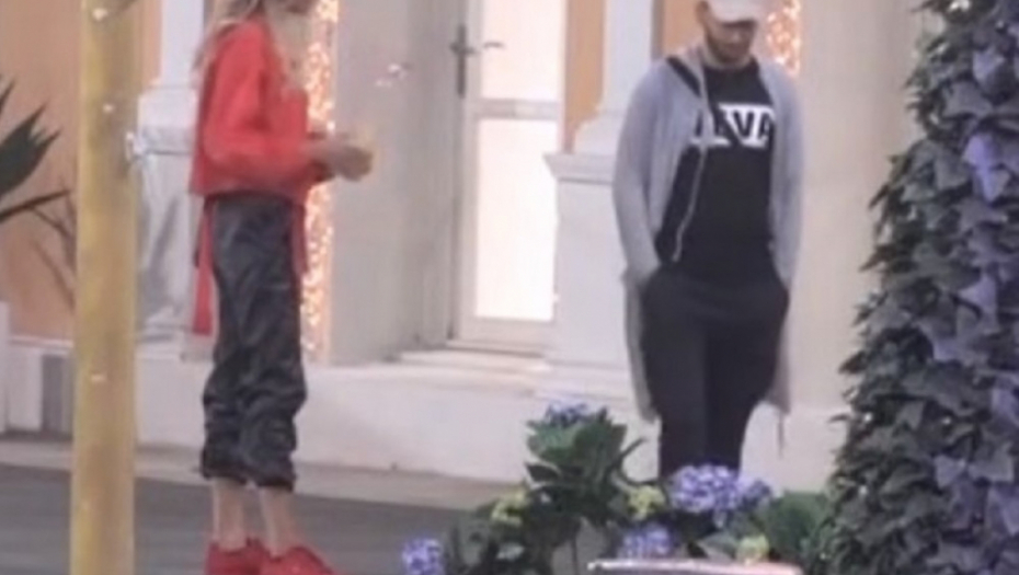 Luna Đogani, Savo Perović