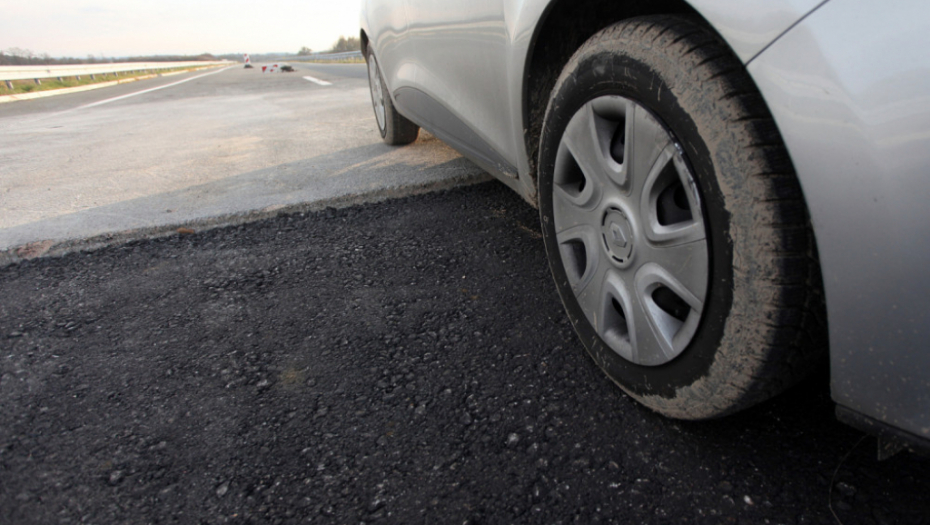 Auto put kvar točak