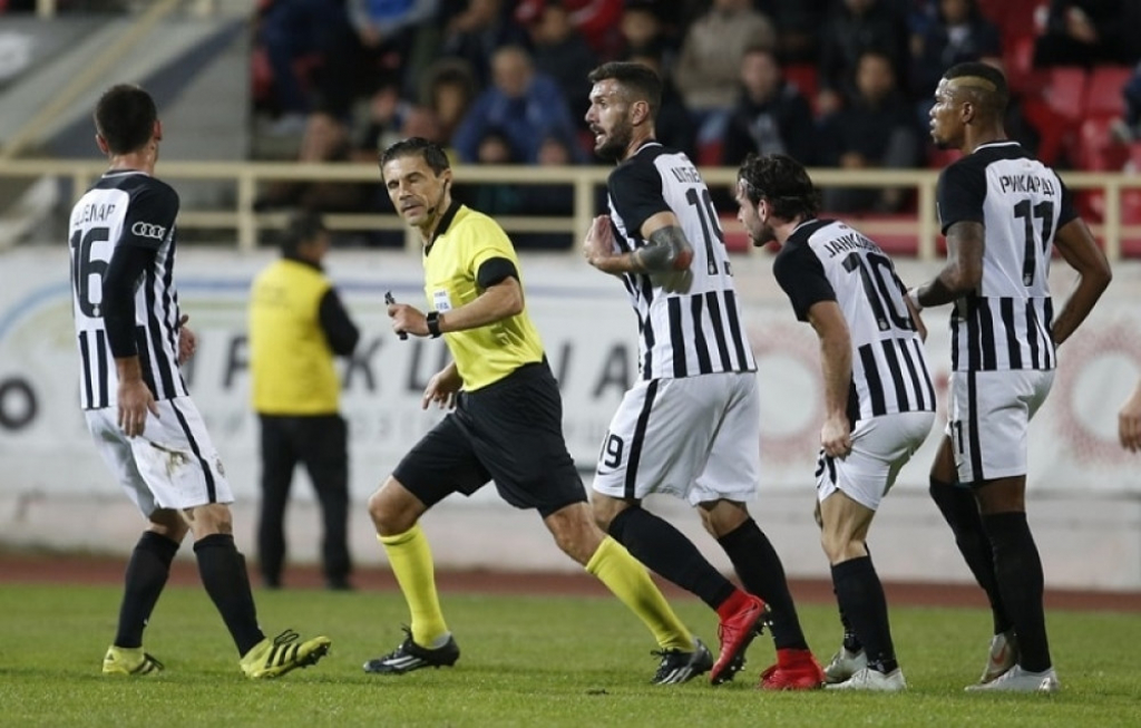 Milorad Mažić na meču Radnički - Partizan