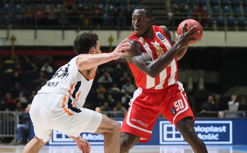 Košarkaš Crvene zvezde Odžo