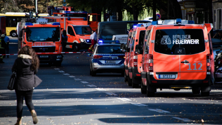 Automobilom uleteo u kafić u Berlinu
