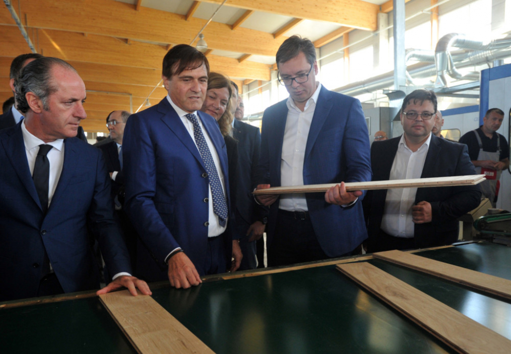 Vučić na otvaranju fabrike u Sremskoj Mitrovici