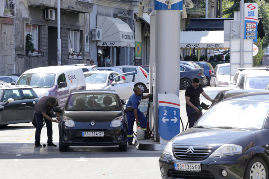 Benzinska pumpa, NIS, gorivo