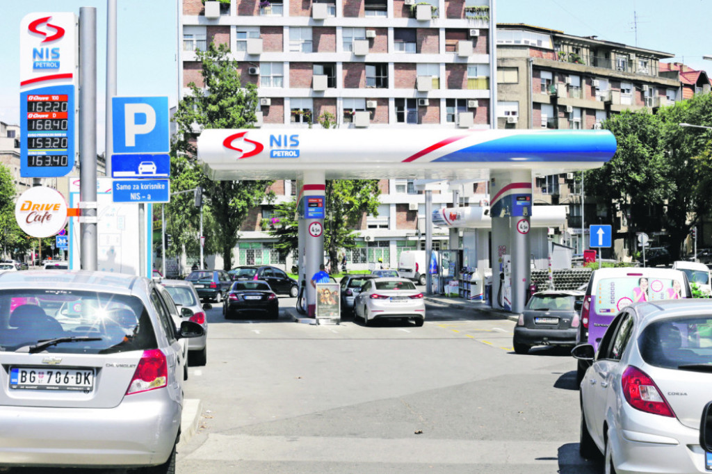 Benzinska pumpa, NIS, gorivo