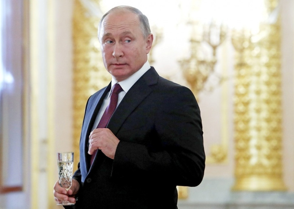 Vladimir Putin, mjegov čovek trebao da kupi nekretnine 