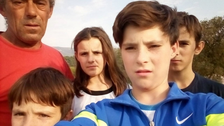 Đuro Bogunović sa decom