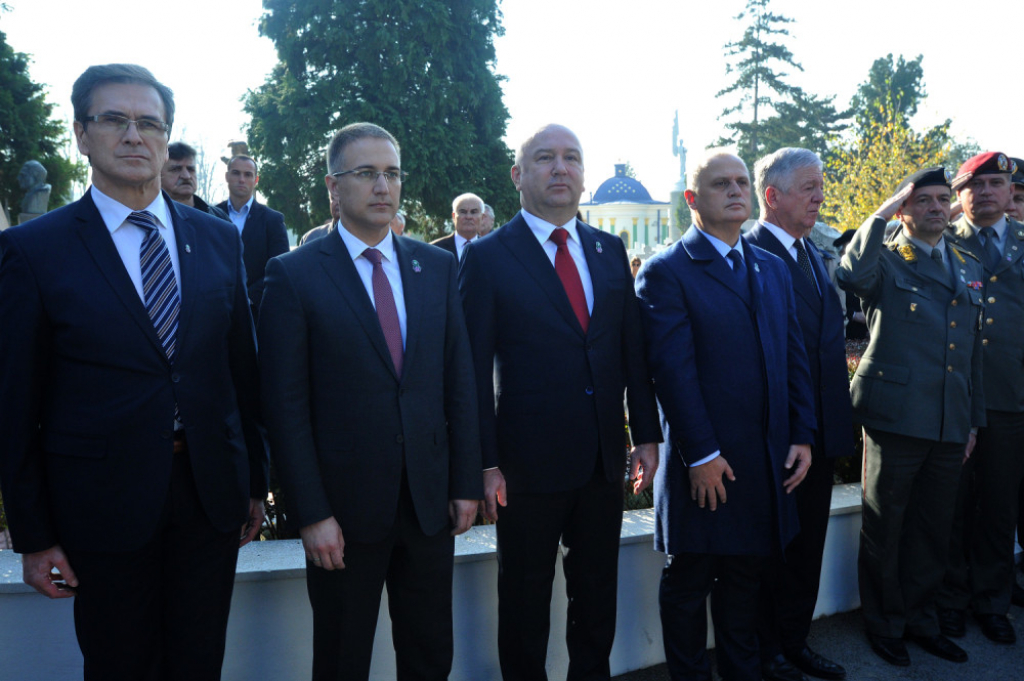 Na Novom groblju položeni su venci