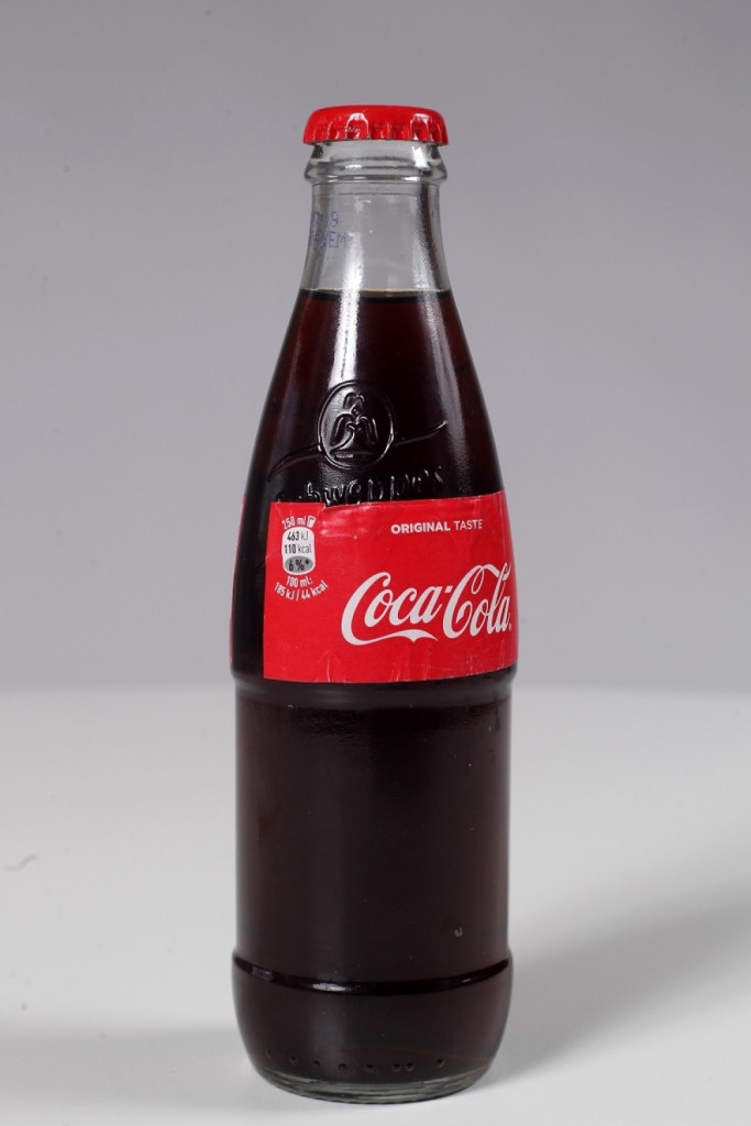 Koka-kola u lažnoj fla&scaron;ici