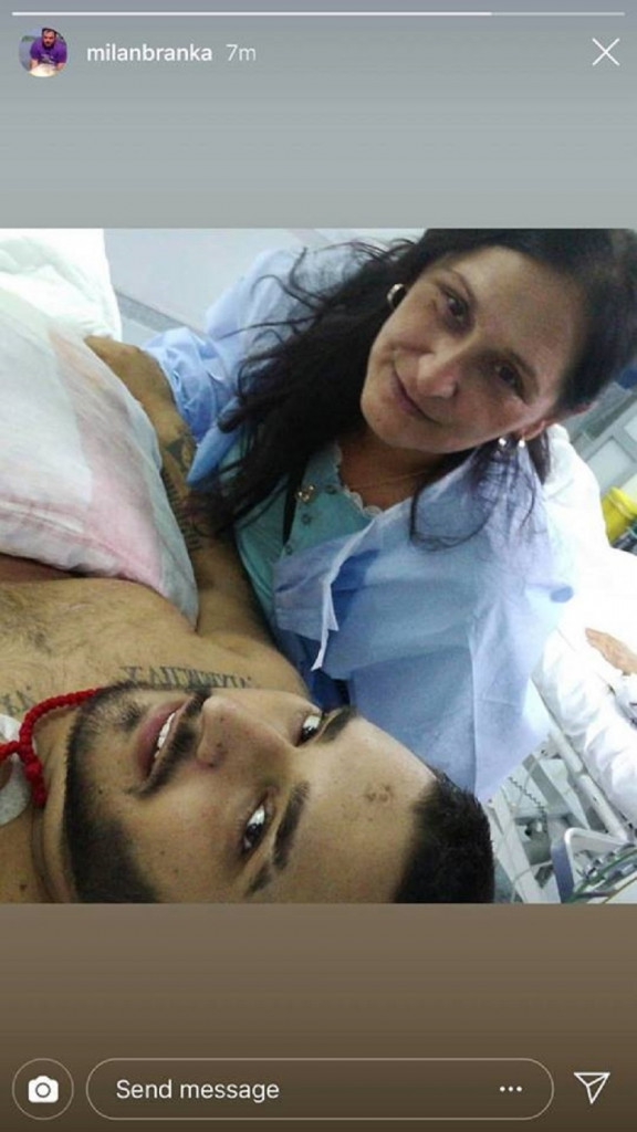 Darko Lazić i mama Branka u bolnici