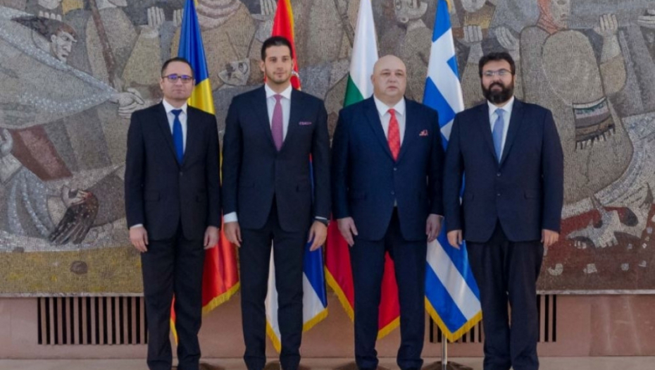 Vanja Udovičić, Ministar sporta i omladine sa kolegama