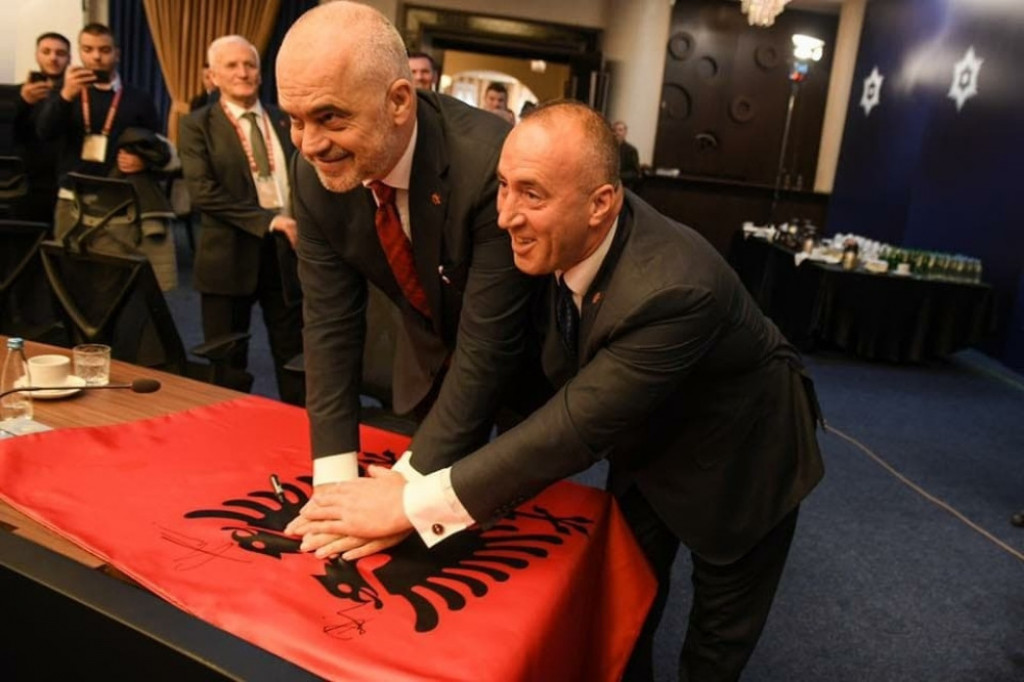 Edi Rama, Ramuš Haradinaj, Albanci