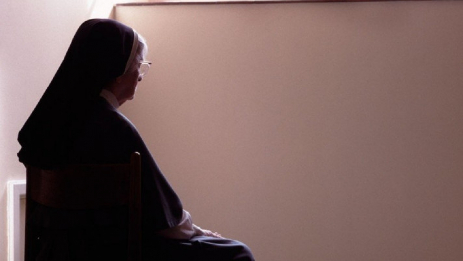 Časna sestra, crkva, vatikan