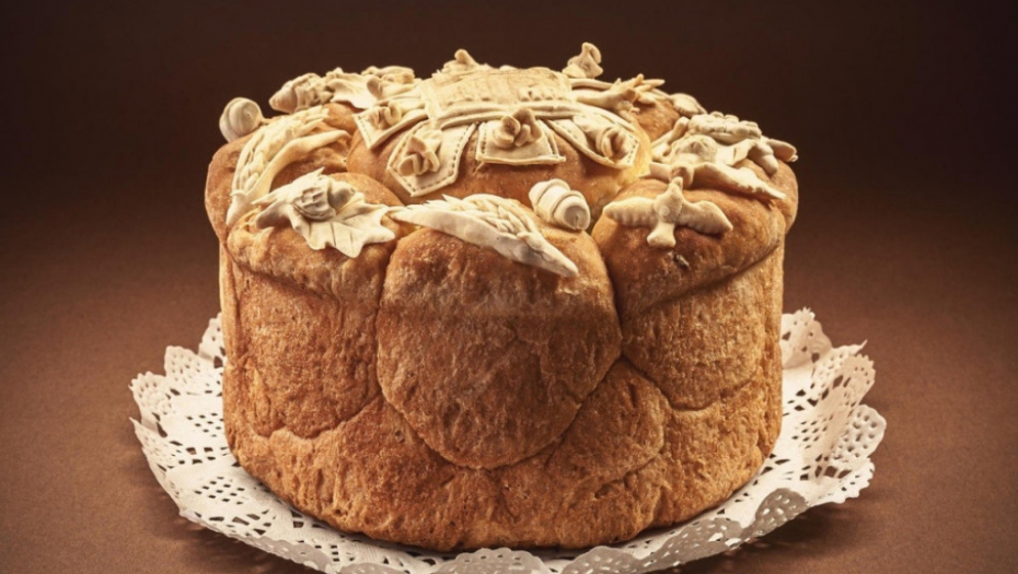 Slava, slavksi kolač, česnica