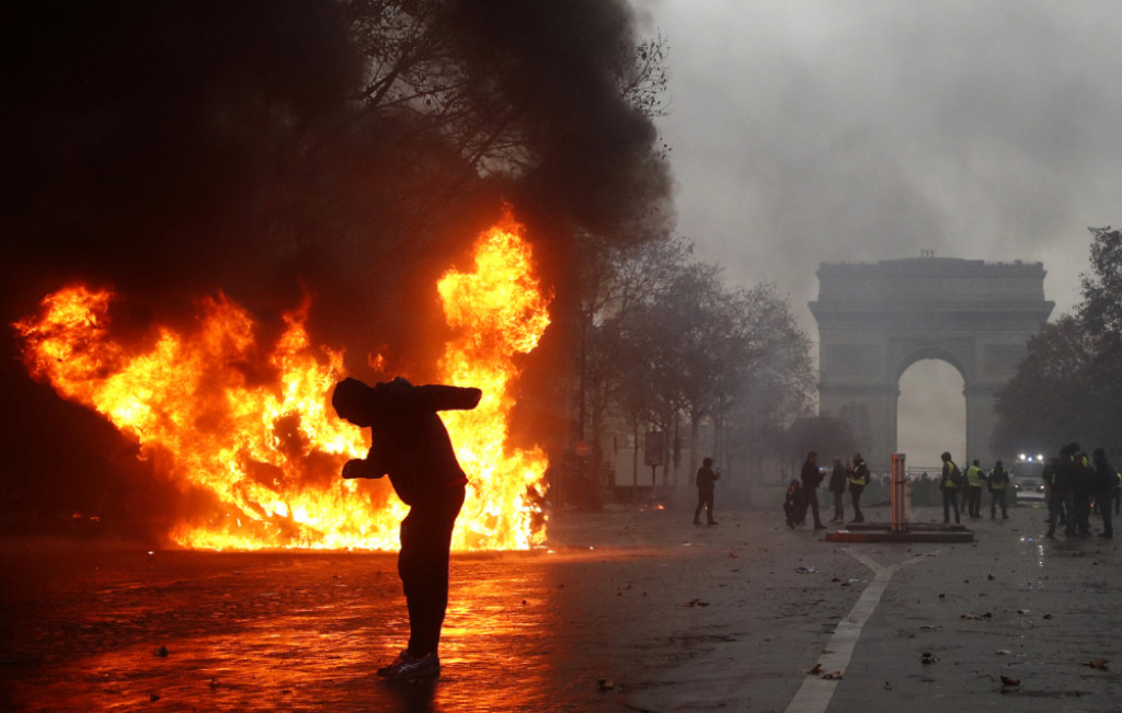 Protest na ulicama Francuske