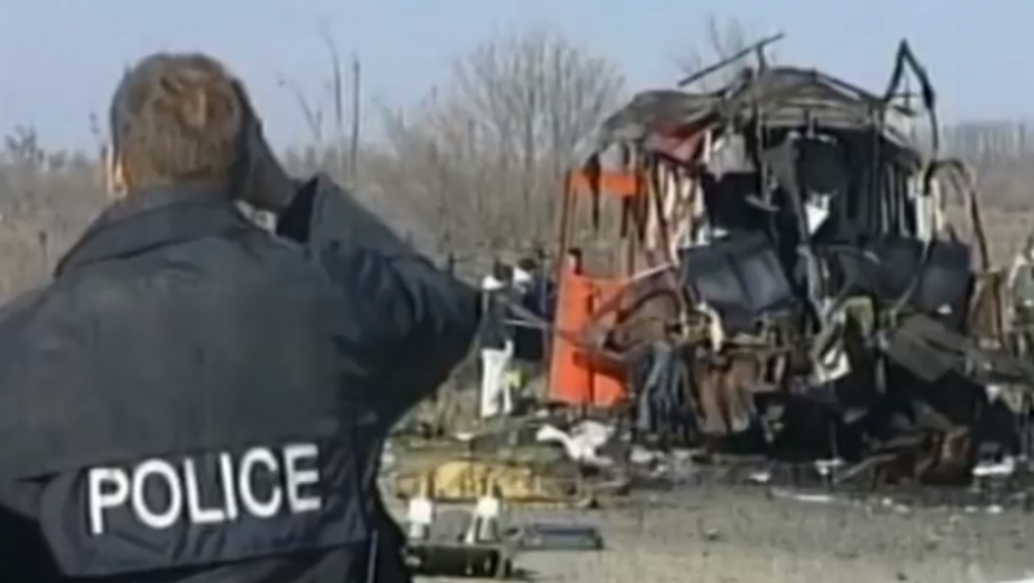 Autobus koji je eksplodirao u Podujevu