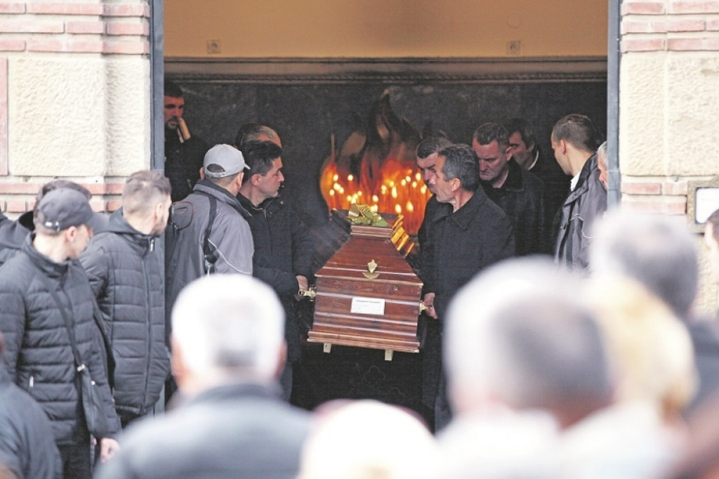 Sahrana Vladimira Popovića, Vladimir Popović, Vlada Pop