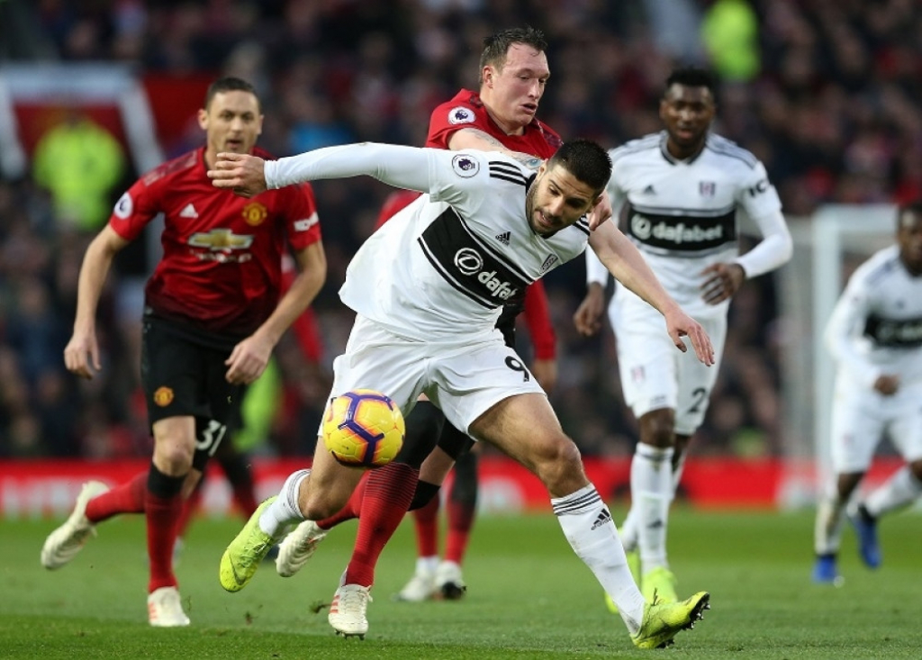 Mitrović i Matić na utakmici Mančester Junajted - Fulam