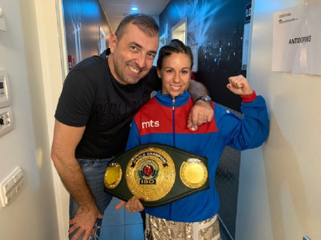 Bokserka Nina Radovanović