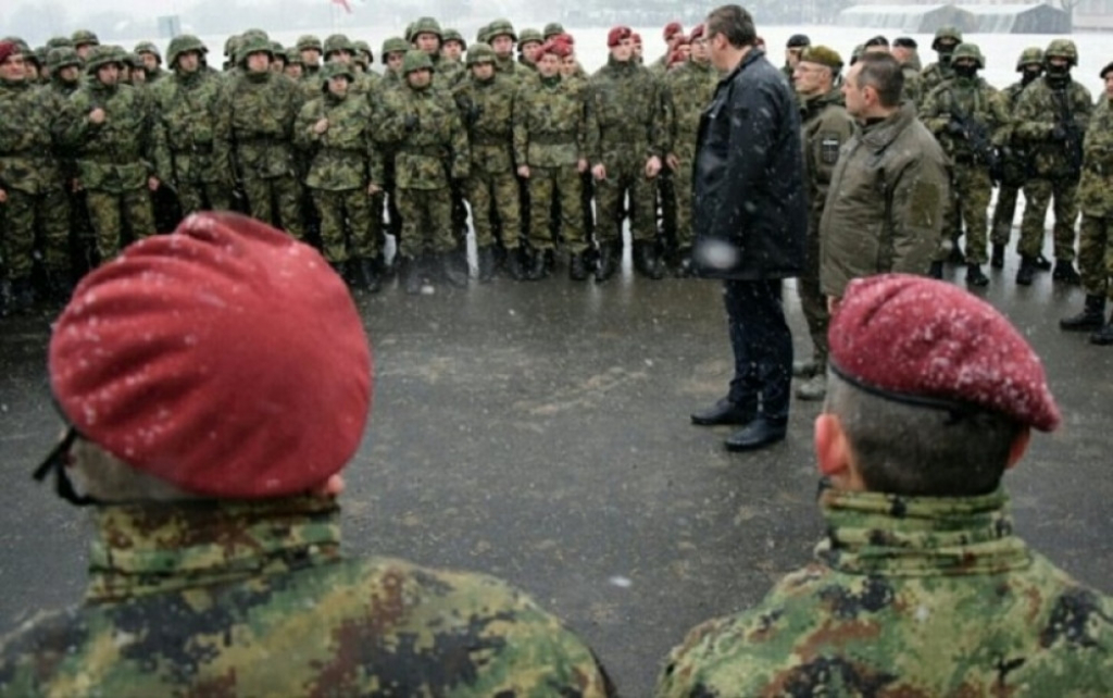 Vučić obišao Specijalne jedinice Vojske Srbije