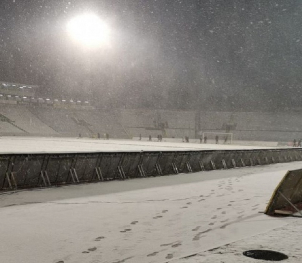 Sneg na stadionu Partizana