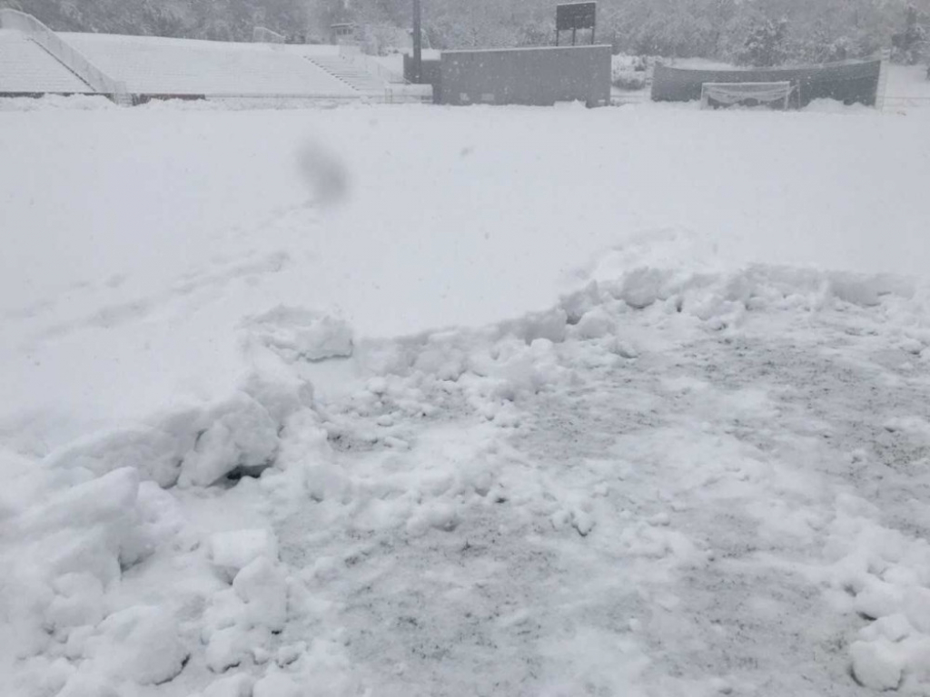 Stadion Čukaričkog pod snegom