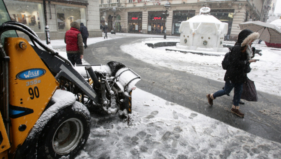 sneg, nevreme, Beograd, ljudi, saobraćaj 