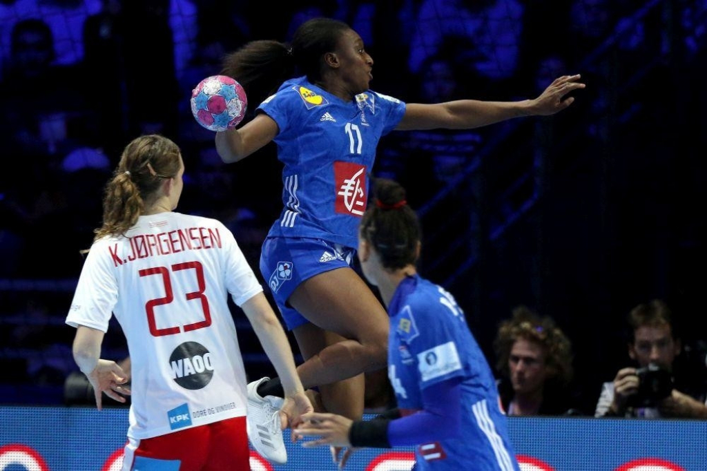 Siraba Dembele Pavlović, reprezentativka Francuske