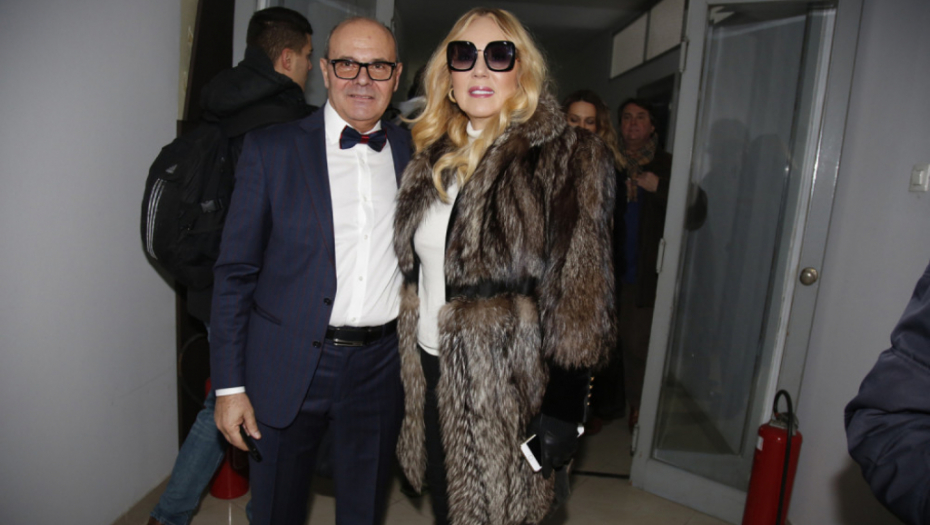 Lepa Brena, dodela nagrade