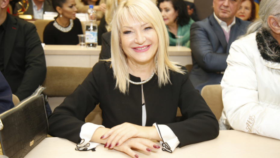 Lepa Brena, dodela nagrade