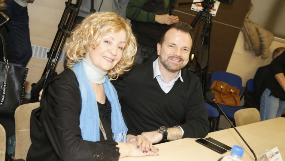 Lepa Brena, dodela nagrade