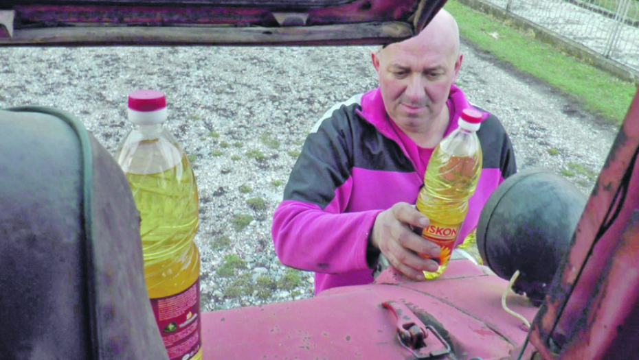 Tera traktror na zejtin