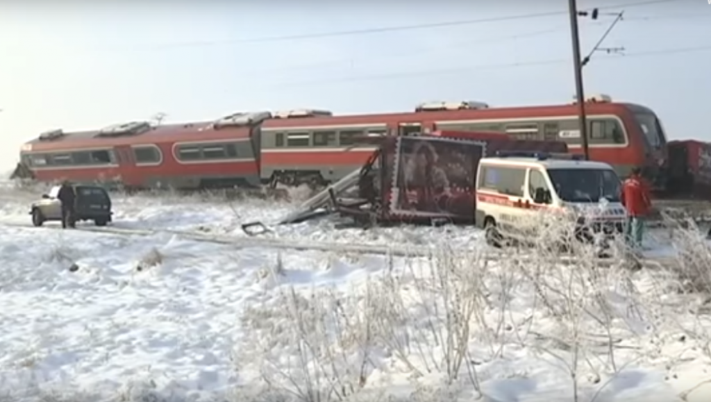 Sudar voza i autobusa kod Niša