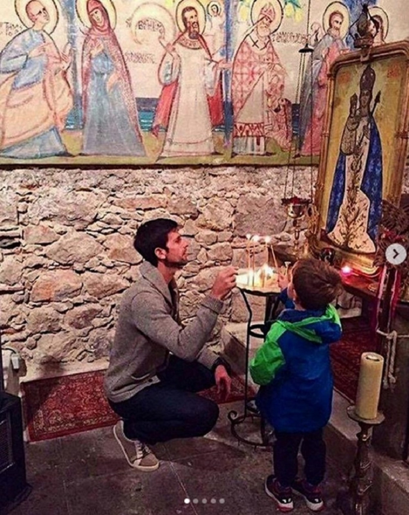 Novak i Stefan u crkvi u Nici