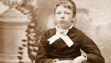 Devojčica sa četiri noge