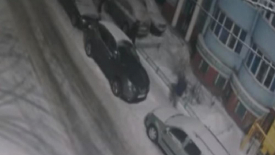 Dvojica fudbalera pretukli ženu