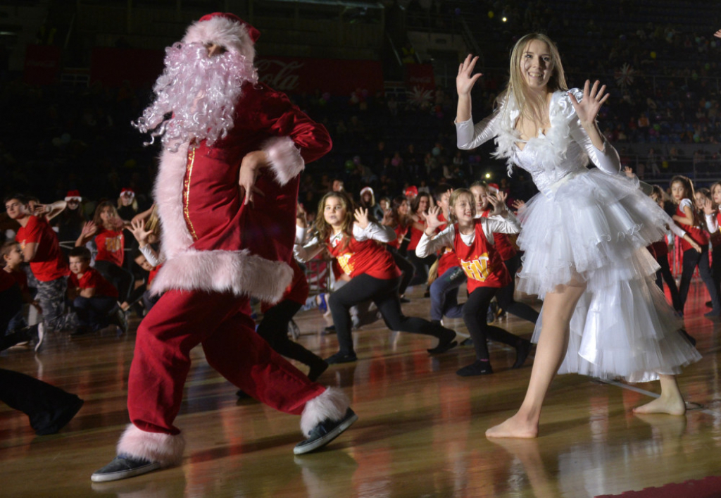 Dodela novogodi&scaron;njih paketića 
