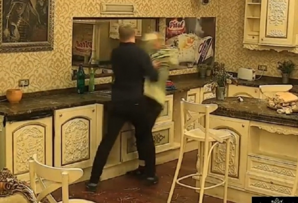 Nevenu Kalaver, Đorđe Tomić