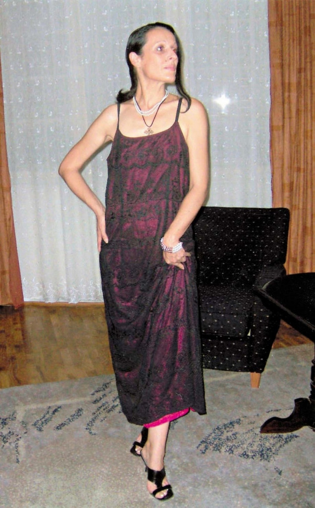 Žena sa stio lica,Radmila Ikić