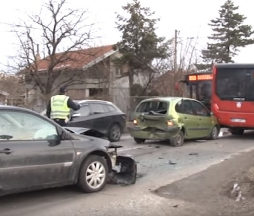 Saobraćajna nesreća na Obrenovačkom putu
