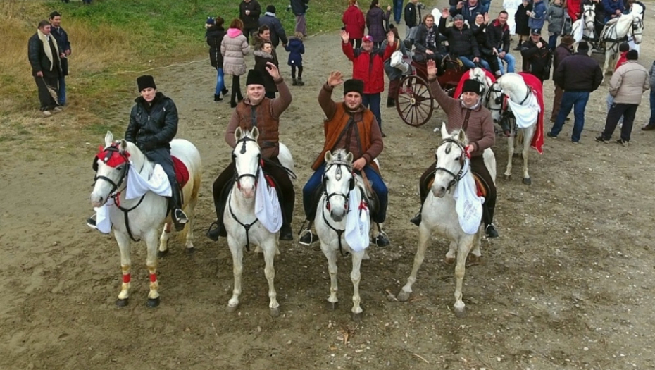 Plivanje za časni krst