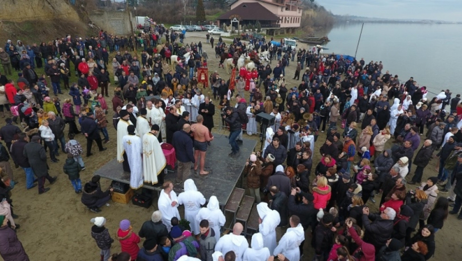 Plivanje za časni krst