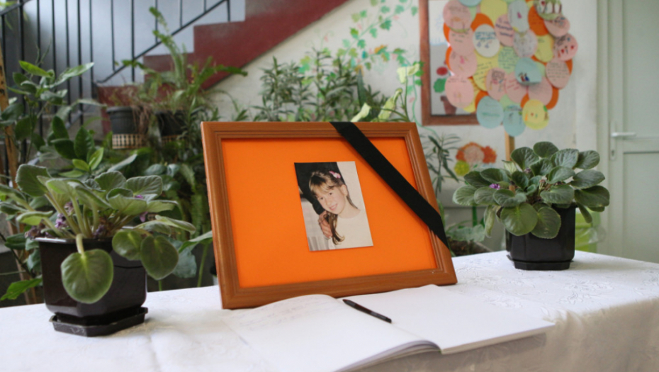 Milica preminula u školi