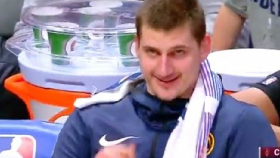 Jokić flertovao sa devojkom