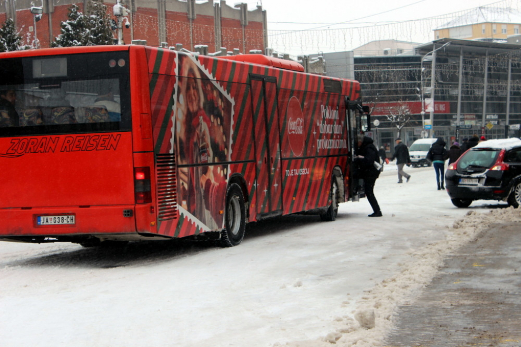 sneg, ljudi, ulice, vreme