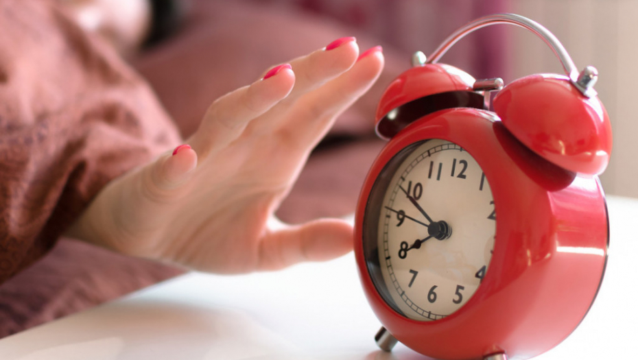 sat, buđenje, alarm, budilnik