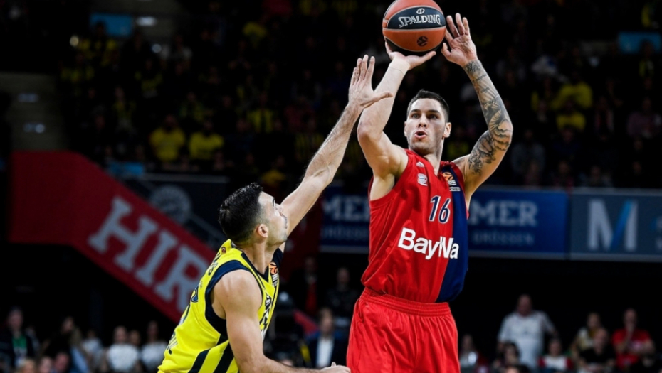 Bajern - Fenerbahče, Luka Jović 